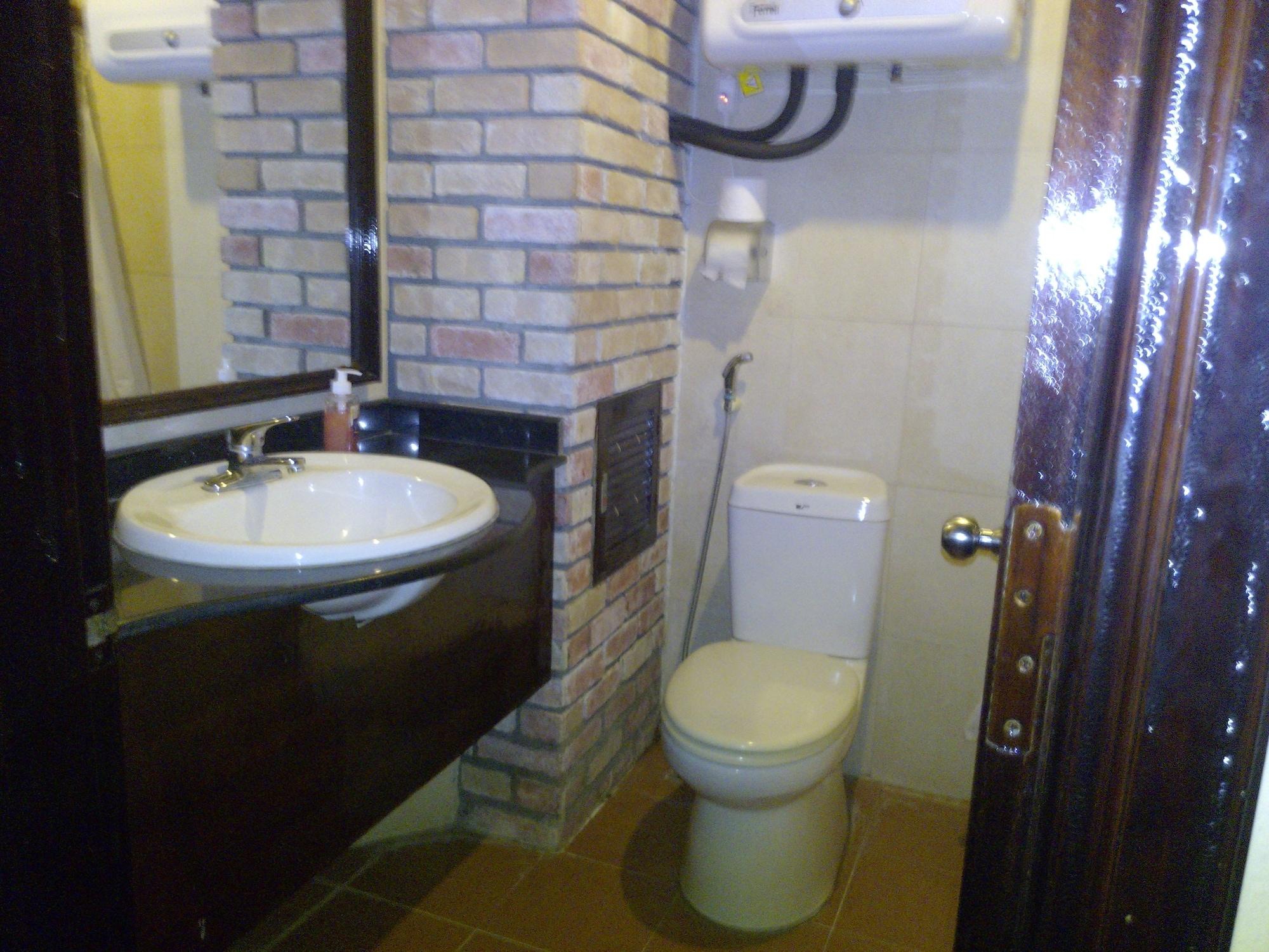 האנוי Hotel Garden Queen מראה חיצוני תמונה